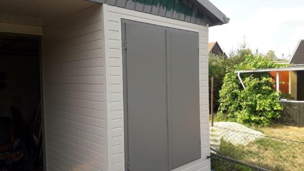 Wand- und Deckenpaneele aus PVC, weiß